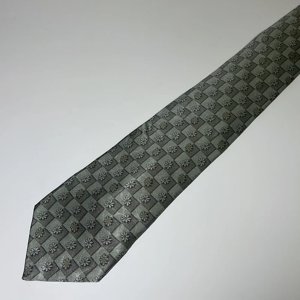 Lanvin Paris Silvery Green Checkered Subtle Floral Print 100% Silk Neck Tie EUC - Picture 4 of 5
